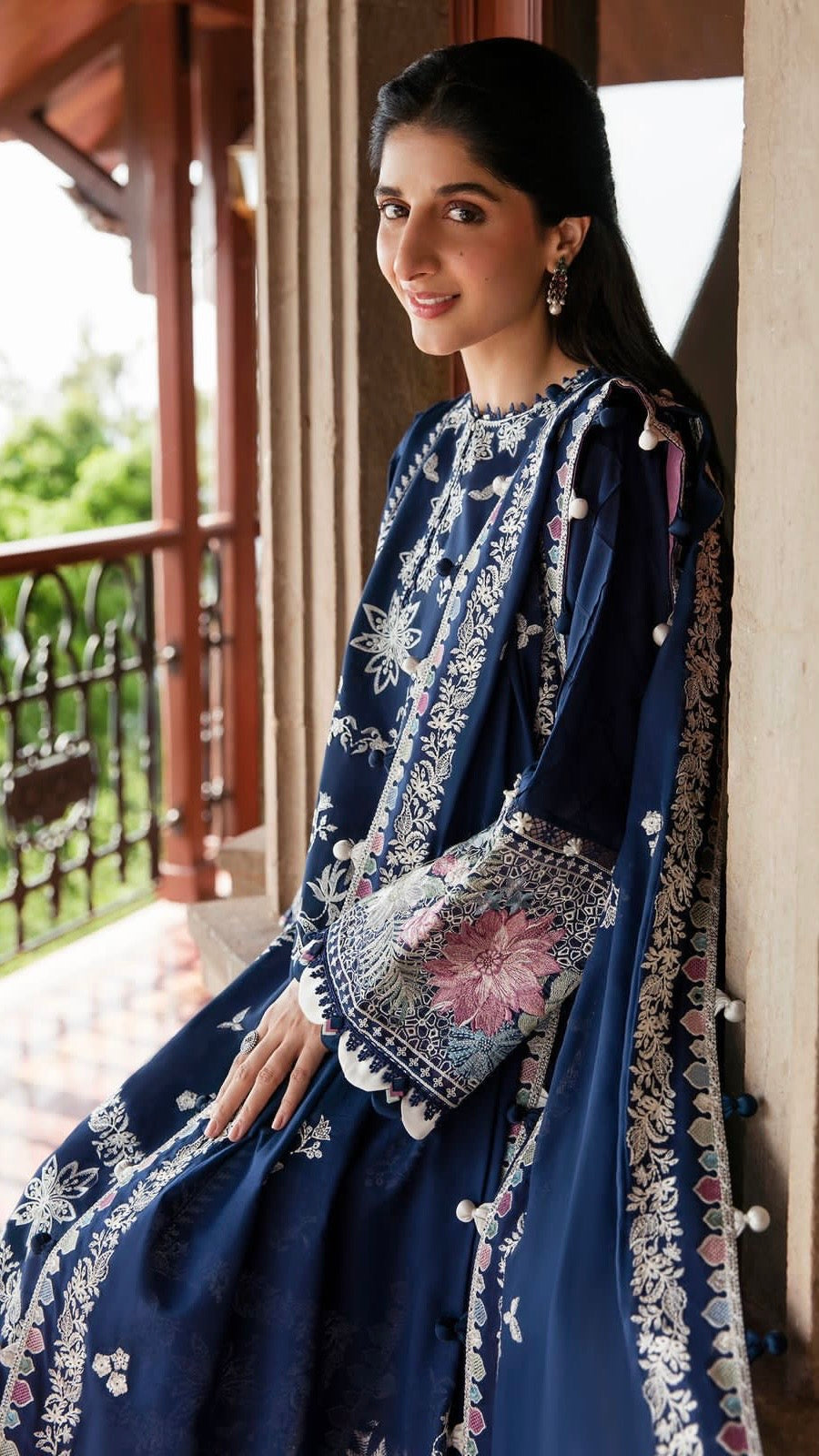 ZAHA-3PC UNSTITCHED FULL HEAVY EMROIDERED OUTFIT