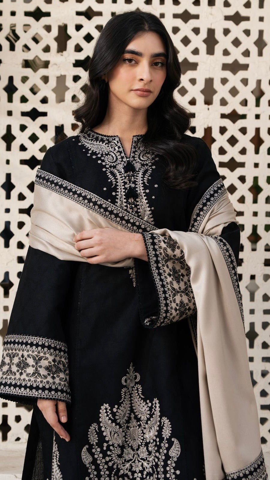 JZN-3PC UNSTITCHED FULLY EMROIDERED OUTFIT