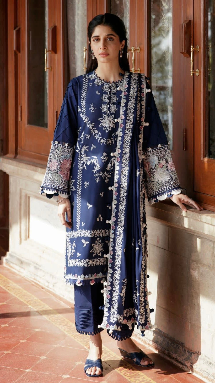 ZAHA-3PC UNSTITCHED FULL HEAVY EMROIDERED OUTFIT