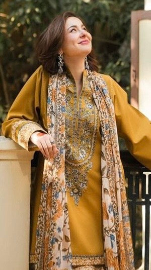 SPH-3PC UNSTITCHED UNIQUE OUTFIT
